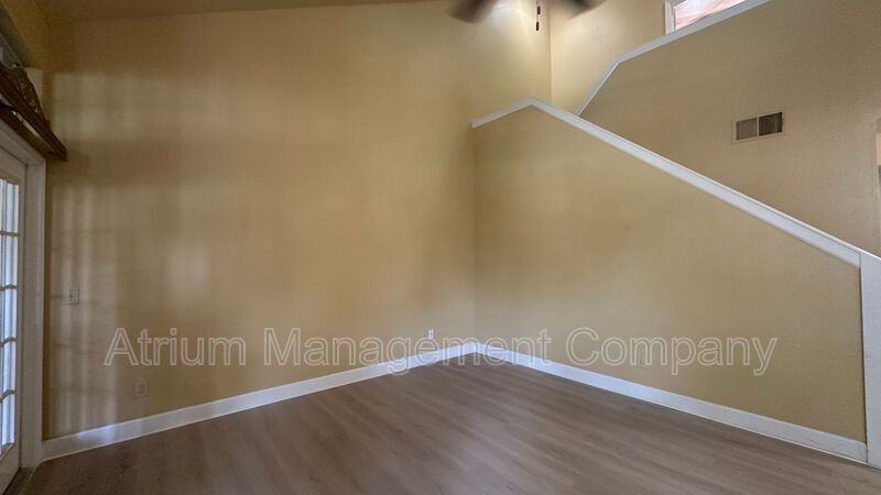 1567 Farrindon Cir - Photo 4 of 24