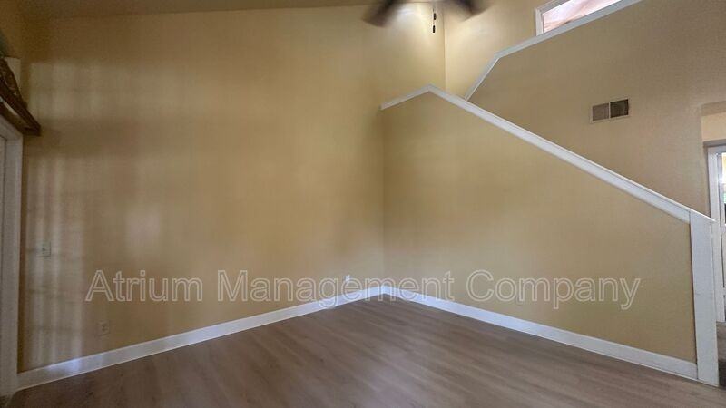 1567 Farrindon Cir - Photo 5 of 24