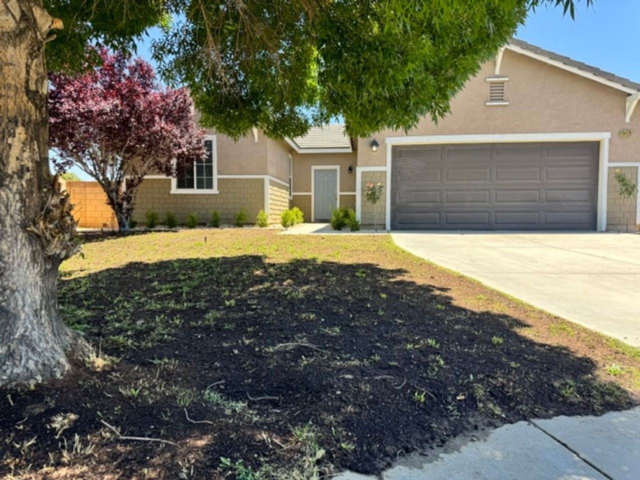 45426 Stanridge Ave - Photo 3 of 18