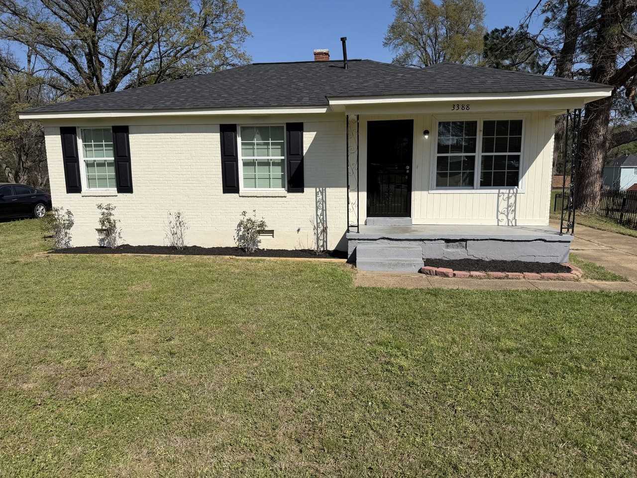 3388 Charlotte Rd