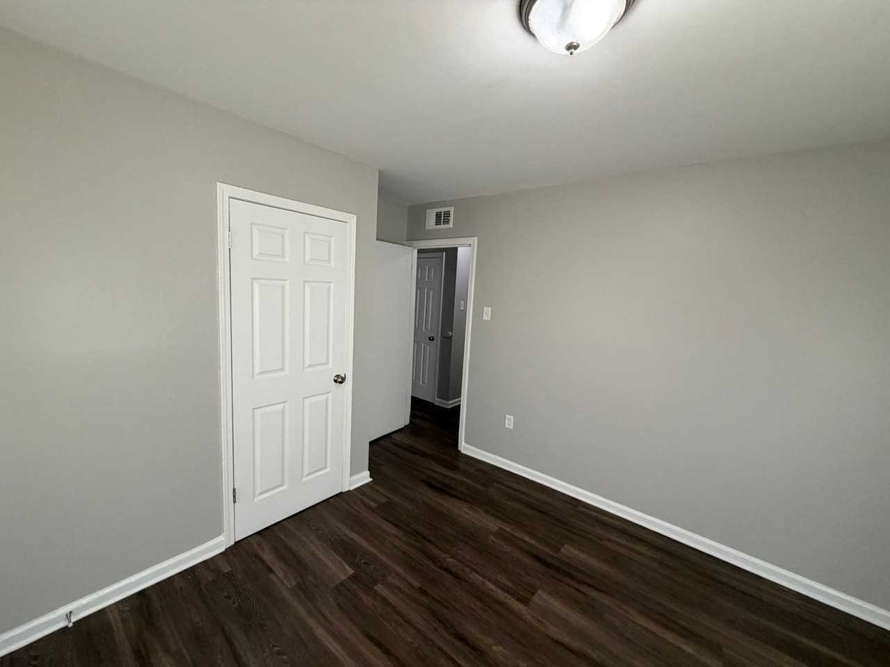 3388 Charlotte Rd - Photo 4 of 12
