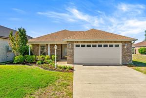 featured image of 114 Lakeridge Dr