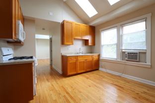 2142 West 18th Place #2R - Photo 1 of 1