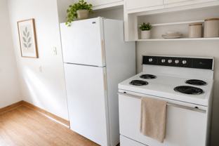 610-616 W Hammond Ave - Photo 1 of 1