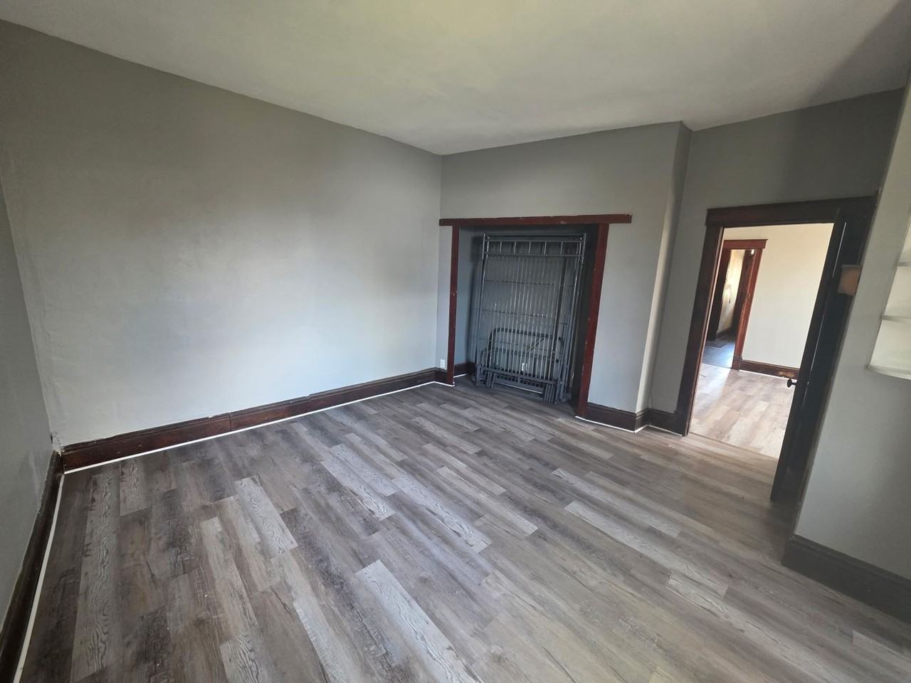 117 S 4th St #2 - Photo 5 of 7
