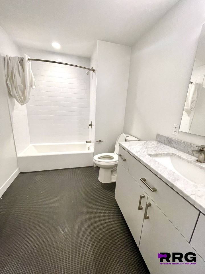 Brighton Ave #203 - Photo 7 of 31