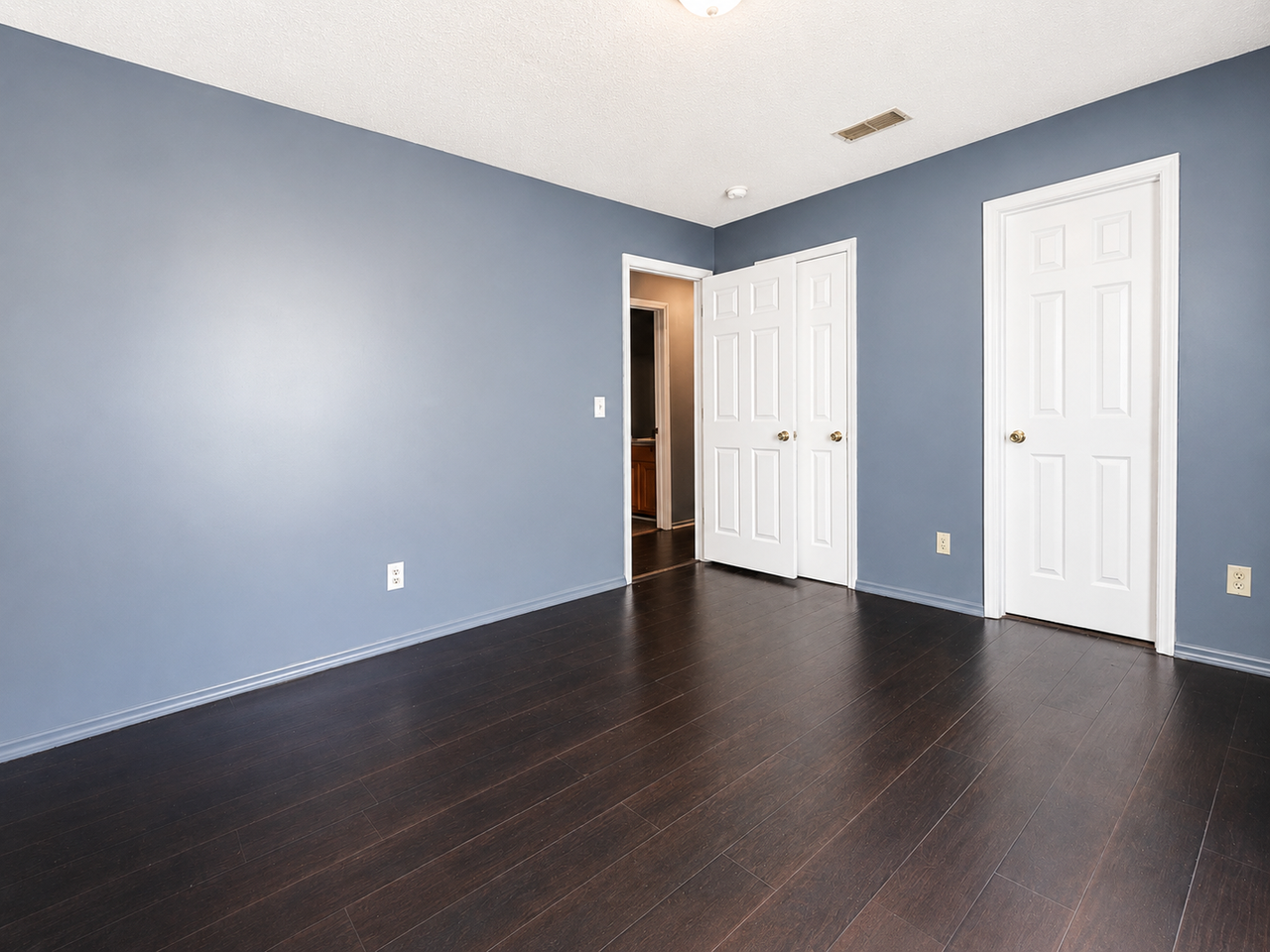 4506 Letson St - Photo 5 of 9