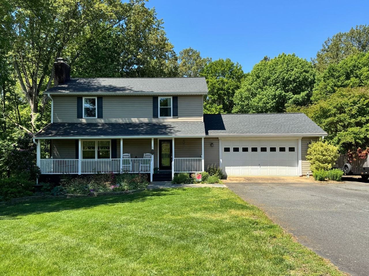 454 Widewater Rd - Photo 5 of 36