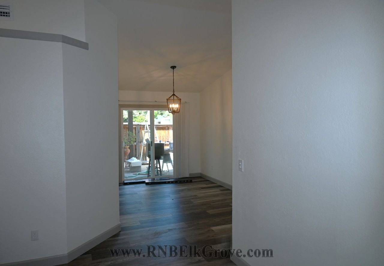 9301 Quintanna Ct - Photo 6 of 15