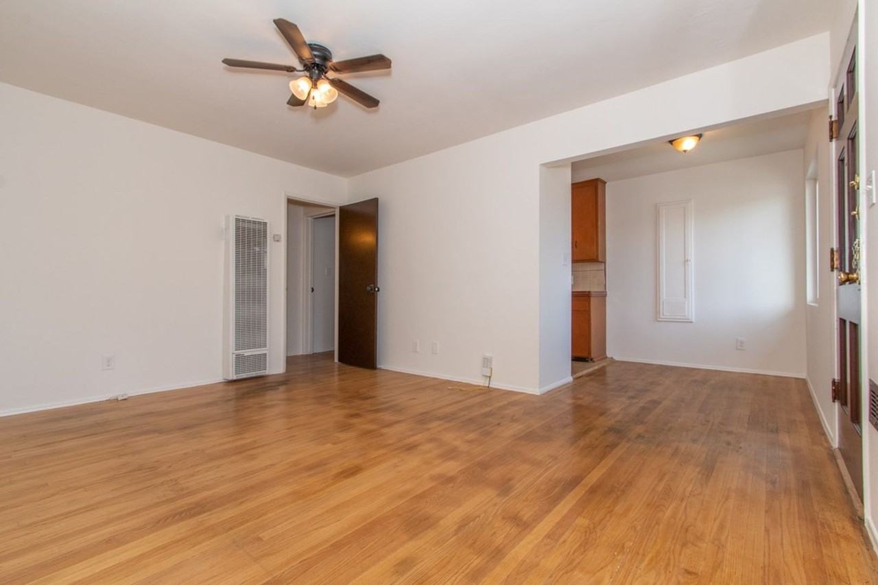 4209 Monroe Ave - Photo 4 of 14