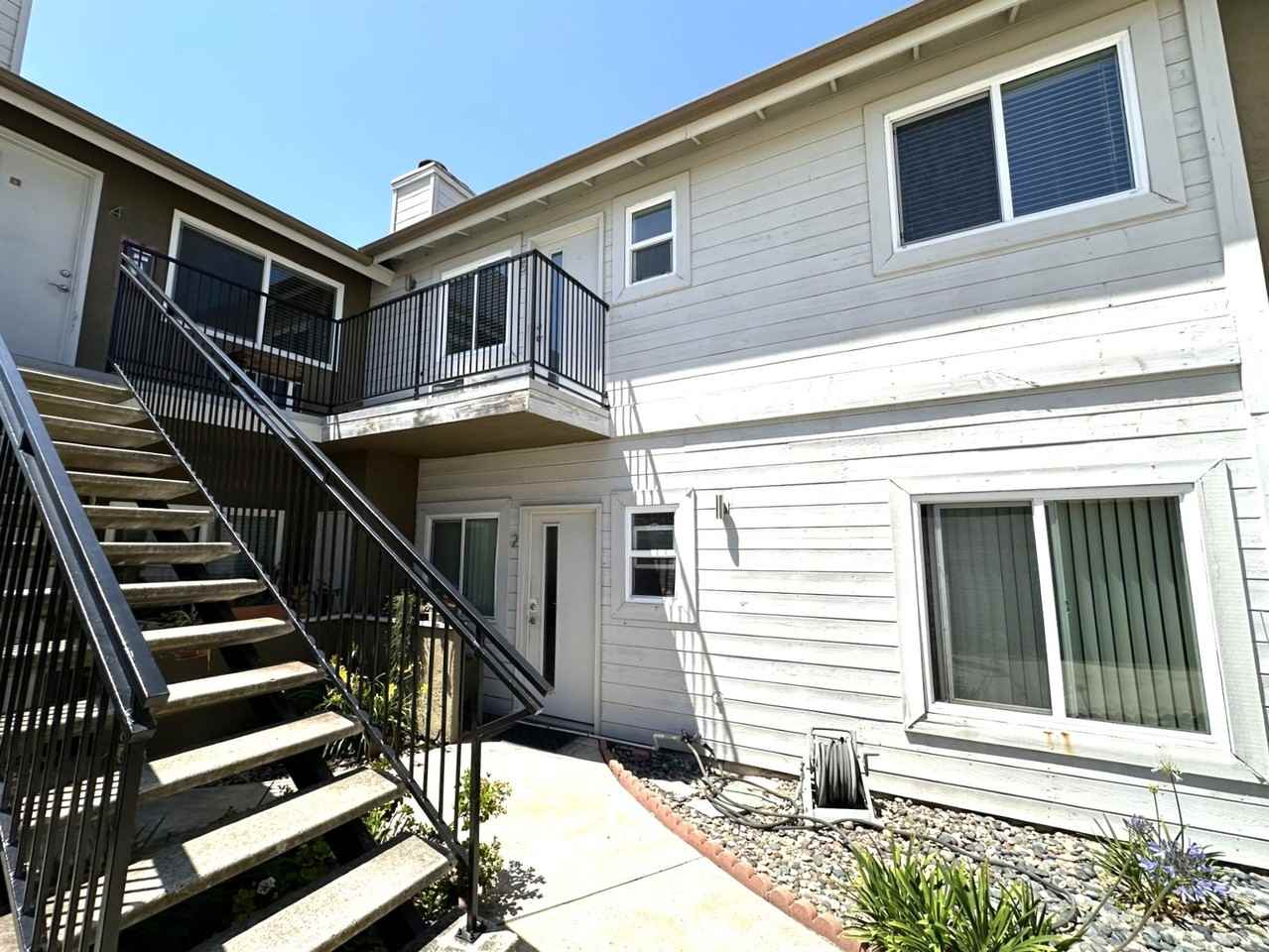 4735 Bancroft - Photo 2 of 4