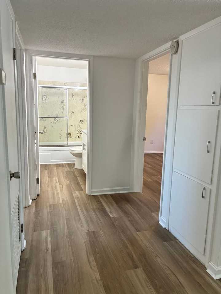 2417 Happy Valley Dr - Photo 7 of 12