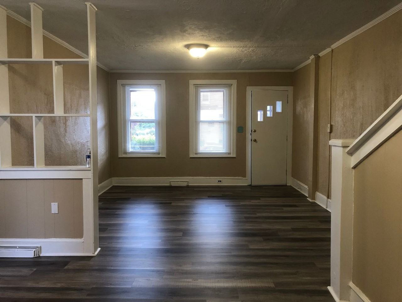 30 Victor Ave - Photo 3 of 23