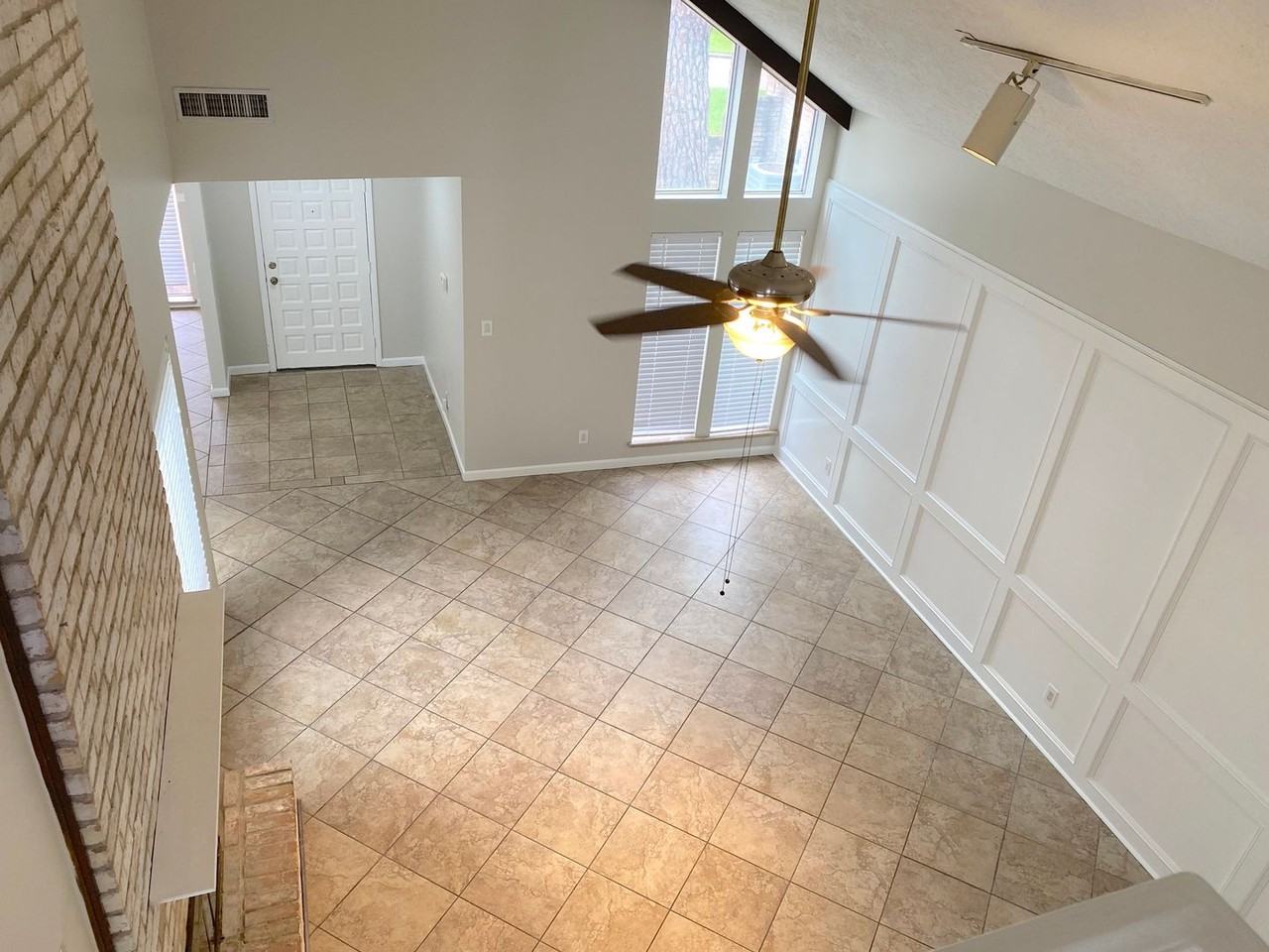 14934 Elmont Dr - Photo 6 of 31