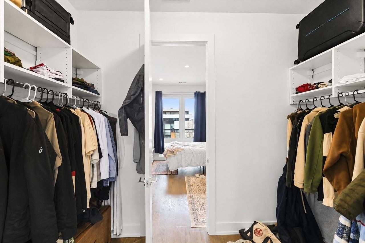 2217 W Madison St #403 - Photo 6 of 17