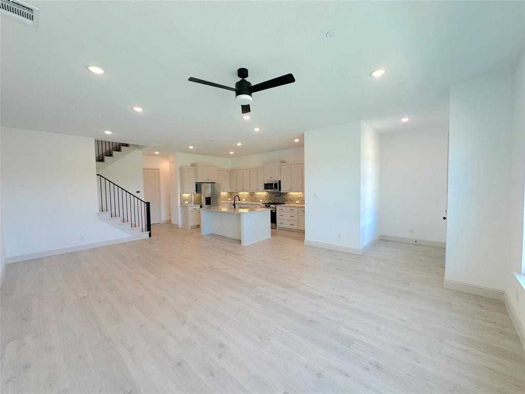 1730 Mugwort Dr - Photo 2 of 32