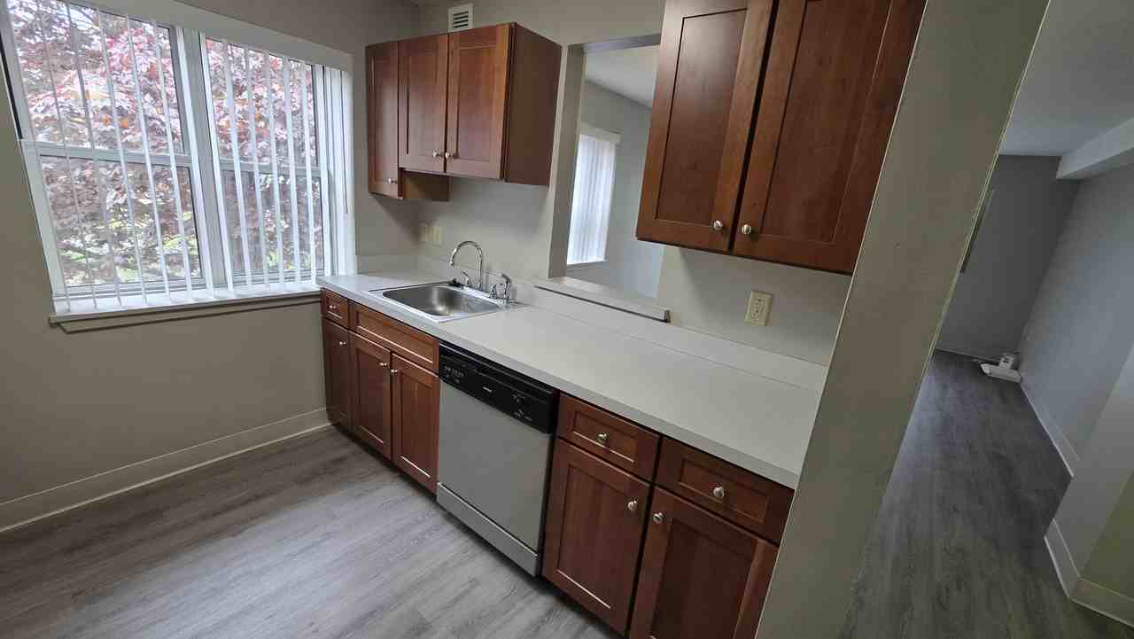 96 Westwind Rd #309 - Photo 2 of 5