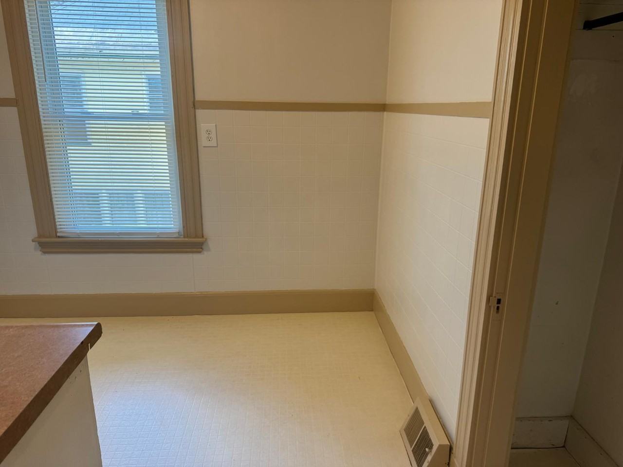 42 Silver St #2 - Photo 5 of 15