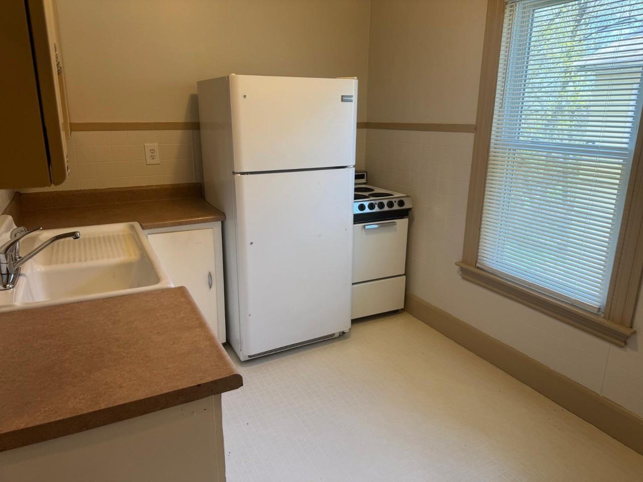 42 Silver St #2 - Photo 6 of 15