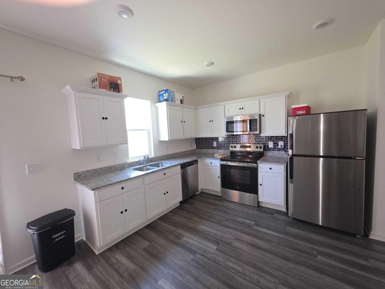 125 N Chesapeake Bay Dr - Photo 5 of 24