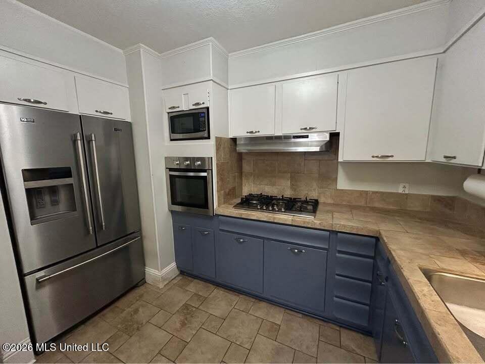 433 Mcguire Cir - Photo 2 of 10