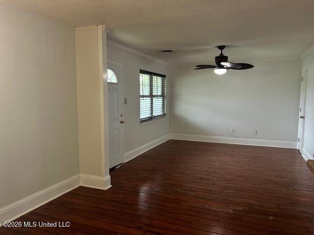 433 Mcguire Cir - Photo 3 of 10