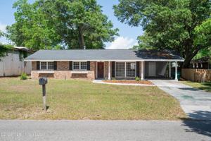 featured image of 818 Lewis Ave