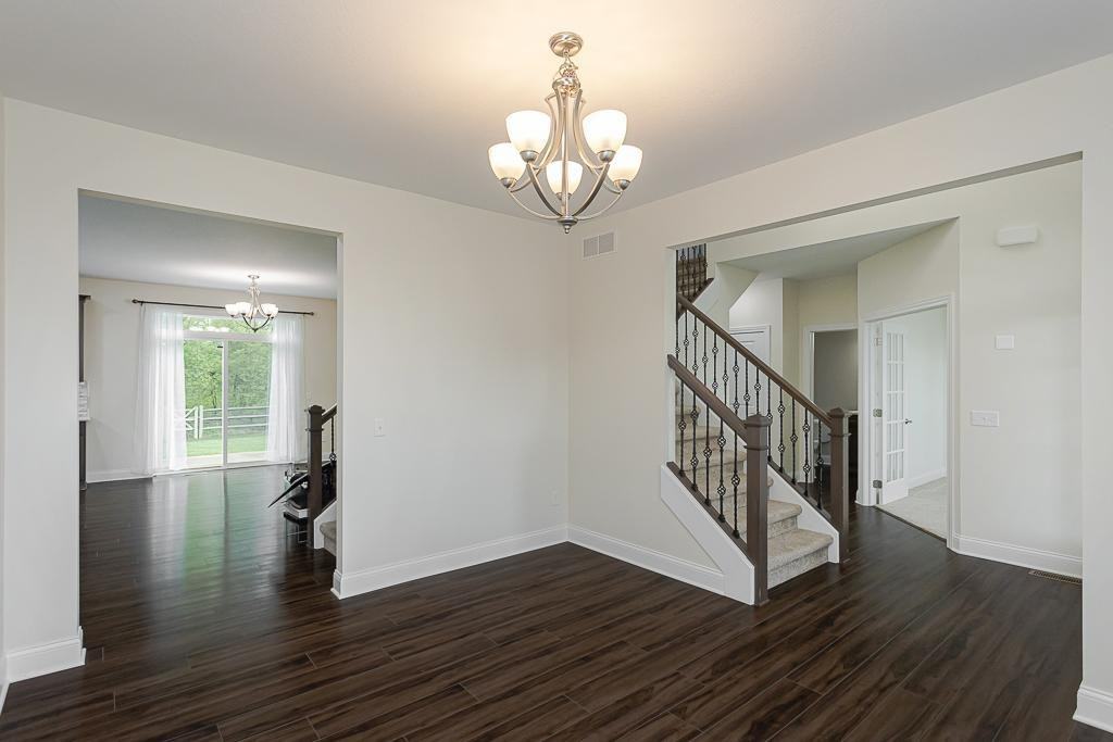 114 Valley Hall Dr - Photo 6 of 31