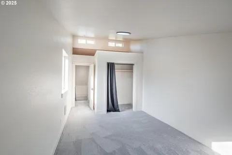 2552 Edison St - Photo 7 of 13