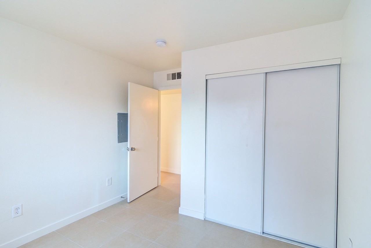 3956 Danny Melamed Ave #101 - Photo 6 of 10