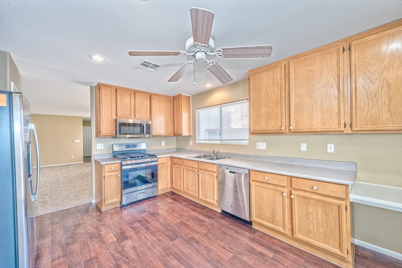 11169 Salentino Ave - Photo 2 of 15