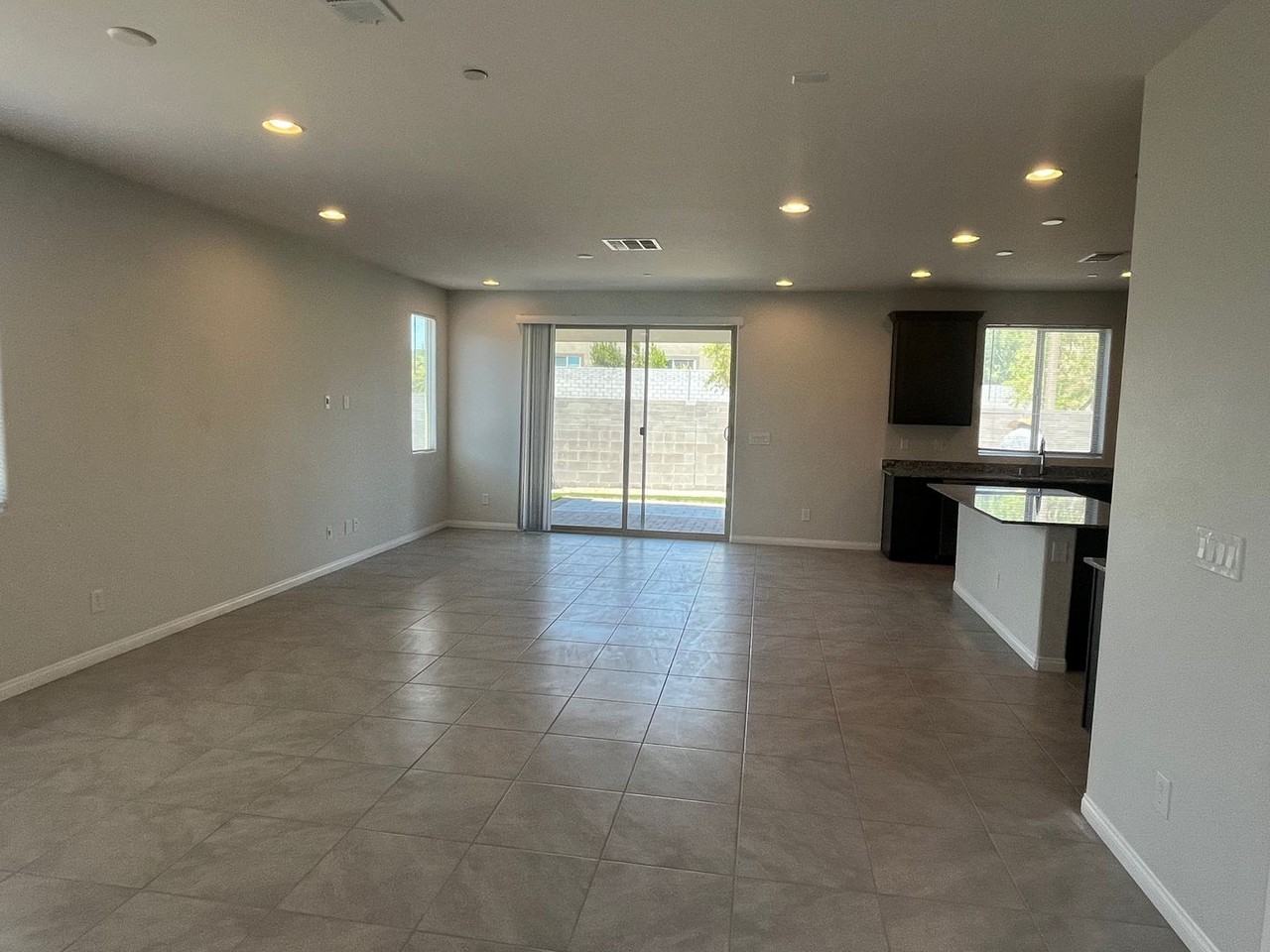 9342 Copernicus Ave - Photo 3 of 38