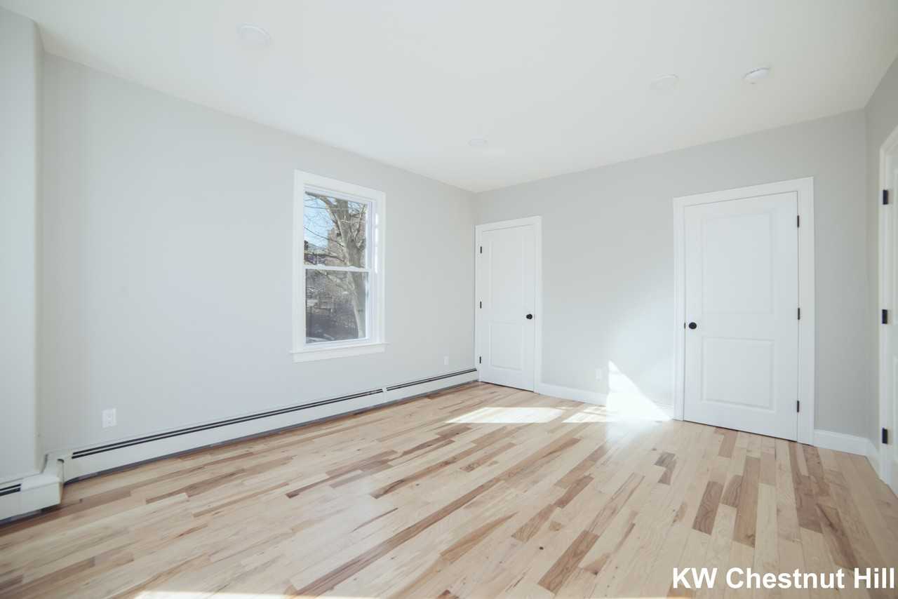 Duffley Ct #3 - Photo 5 of 34