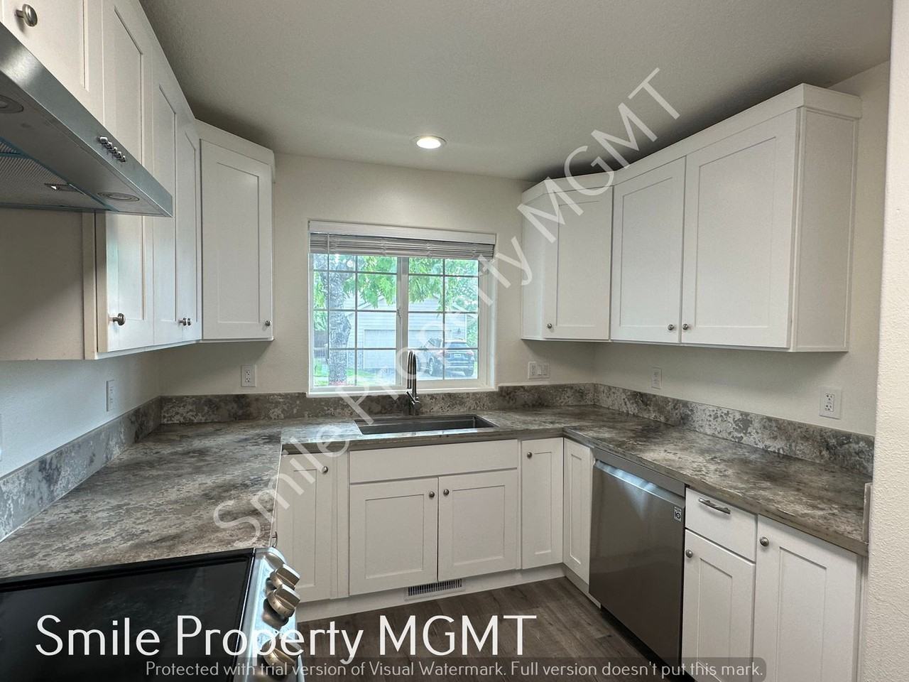 14098 Se Summerfield Loop - Photo 3 of 19