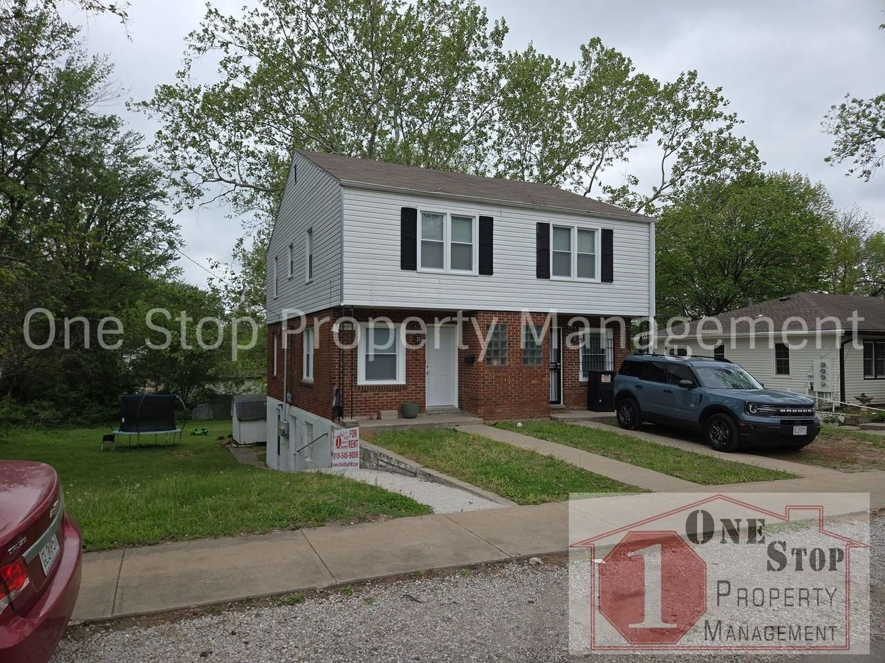 1312 1/2 N Main St - Photo 2 of 10