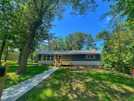 601 Parkade Blvd - Photo 1 of 1