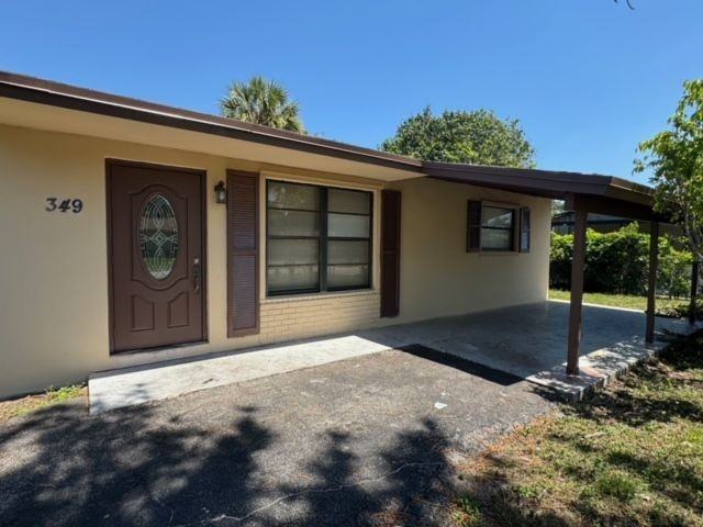 349 Nw 3rd St - Photo 4 of 17