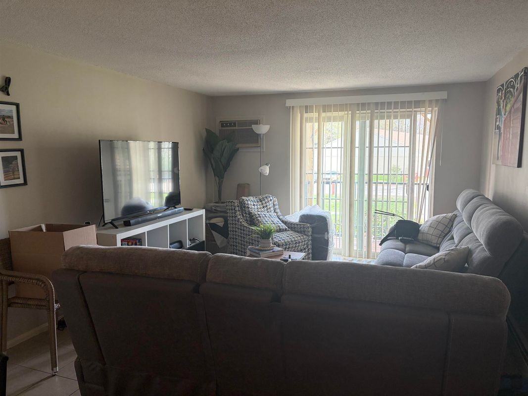 206 White Cedar Blvd - Photo 3 of 16