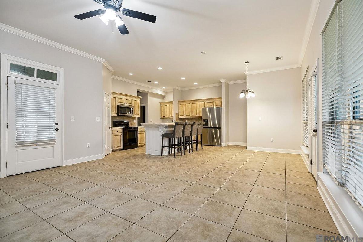 3418 Southlake Ave - Photo 4 of 5