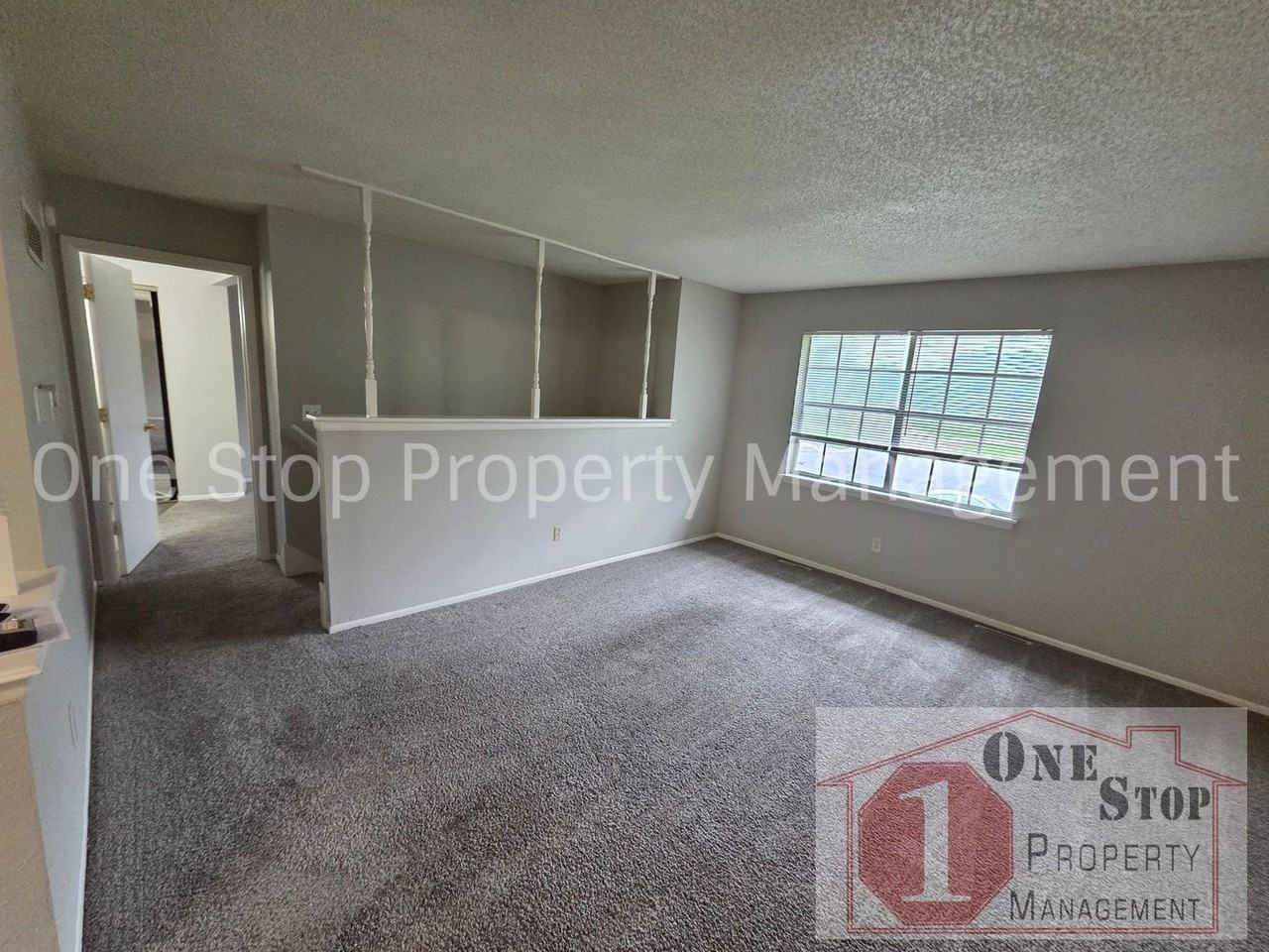 411 Ne Westwind Dr #A - Photo 3 of 21
