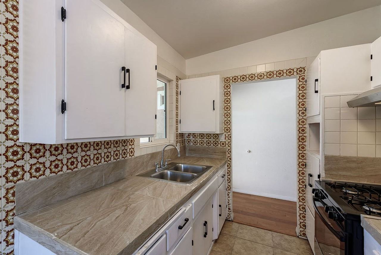 3331 Ancurza Way - Photo 5 of 42