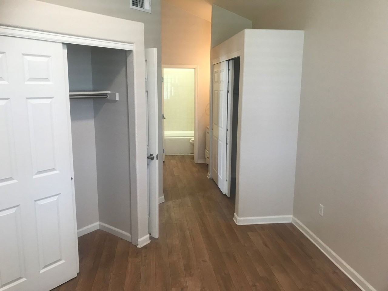1039 S Walden Way - Photo 7 of 10