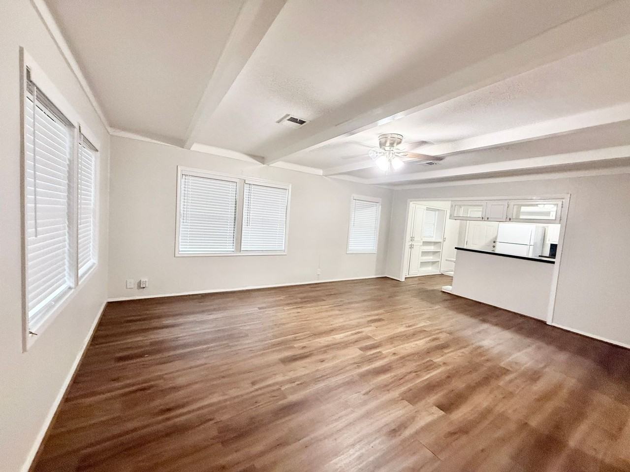 310 S Shanks St - Photo 6 of 20