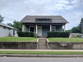 3100 Metropolitan Ave - Photo 1 of 1