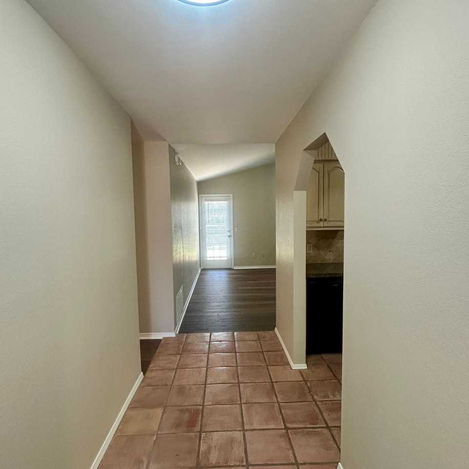 9030 S 77th East Pl - Photo 3 of 32