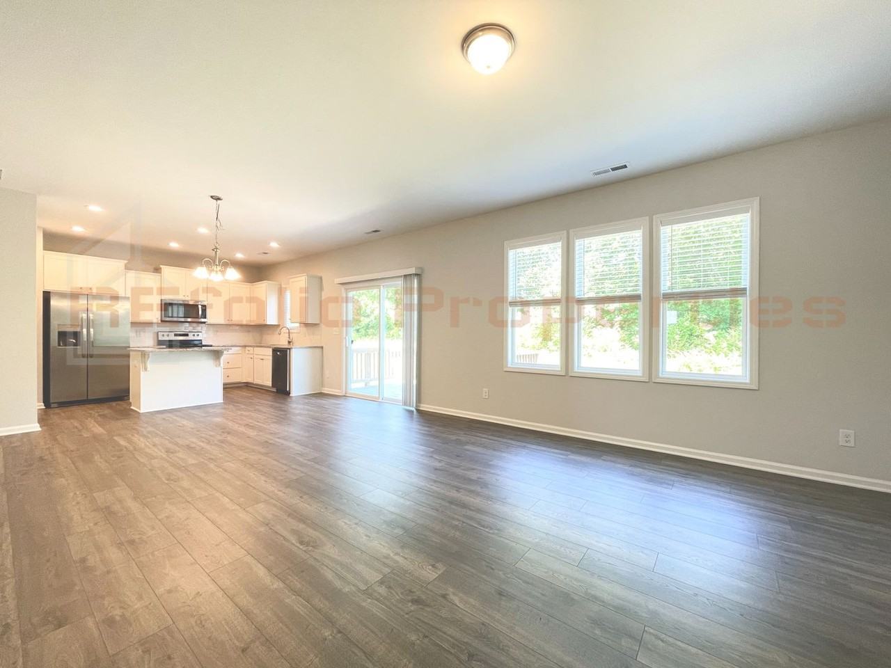 23 Fresco Dr - Photo 6 of 30