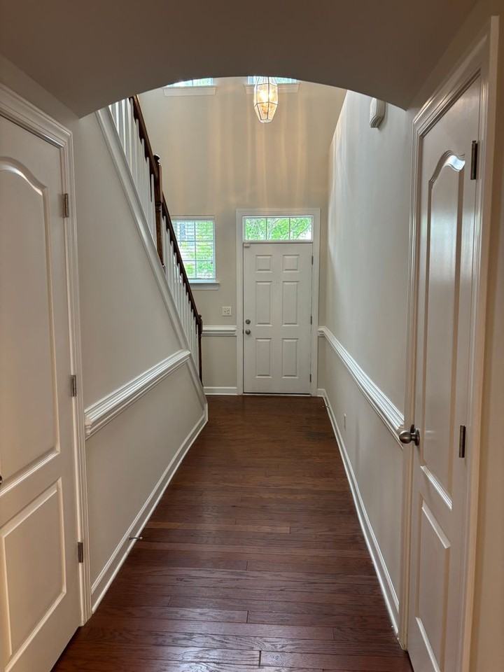 11114 Sandstone Rd - Photo 3 of 45