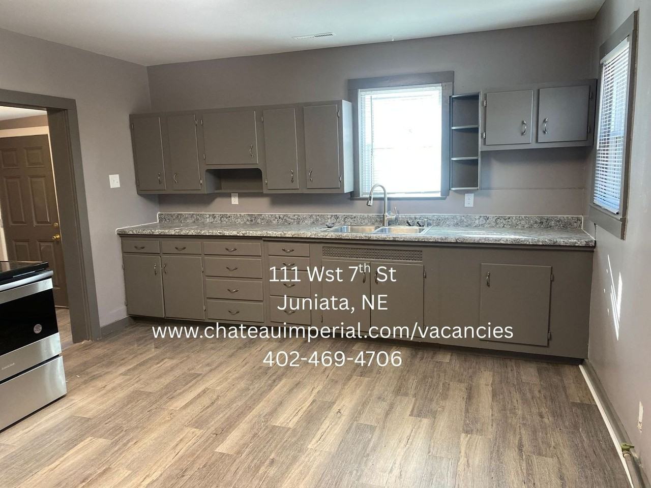 111 W 7th St - Photo 5 of 15