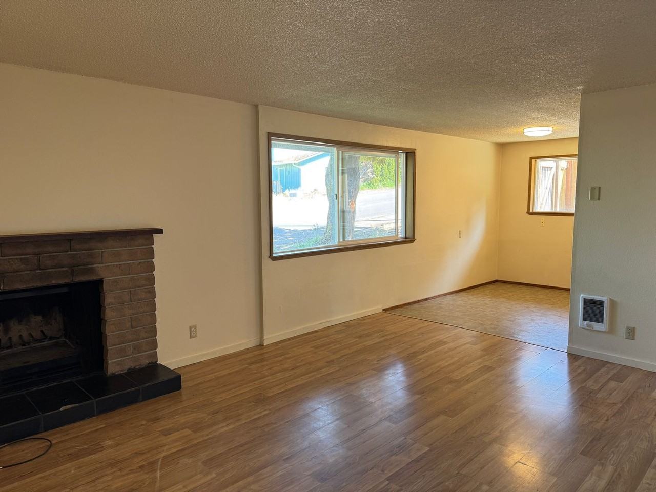 517 Janus St - Photo 3 of 25