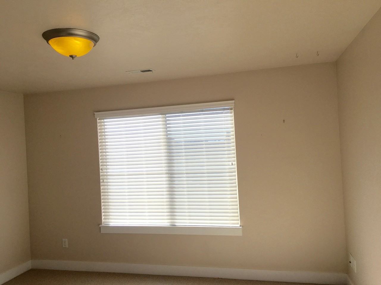 1077 E Quarry View Way - Photo 6 of 13